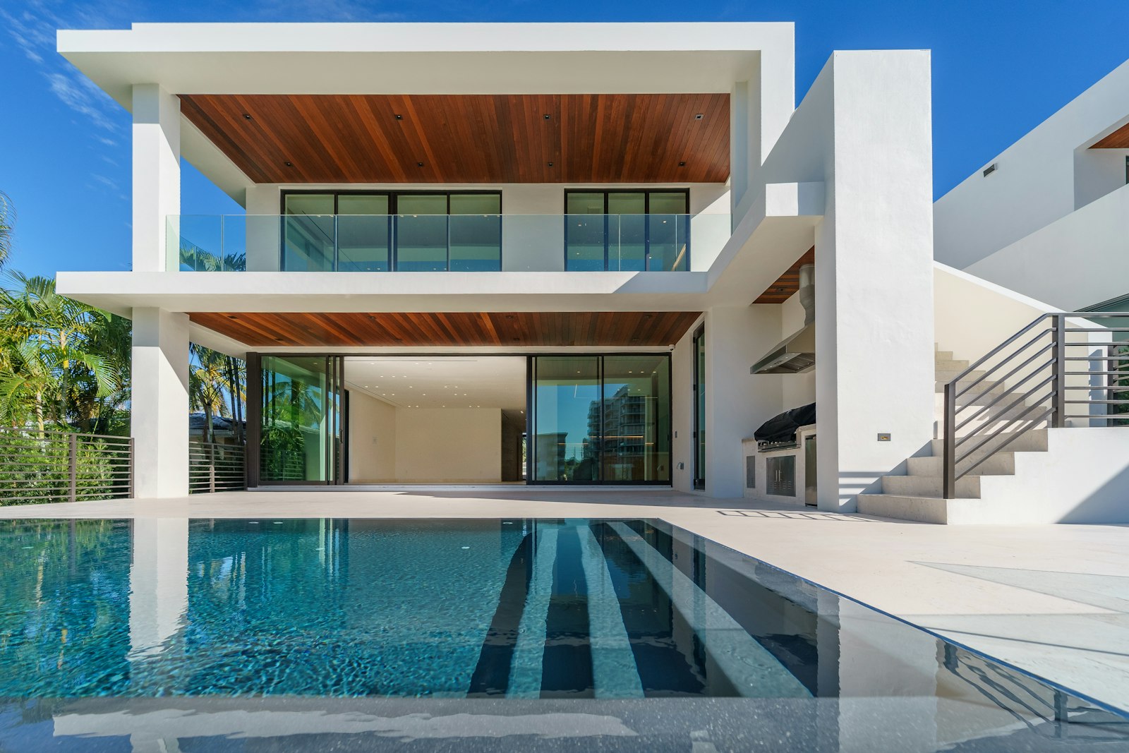 Luxury coastal estate